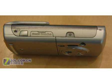 ���ᰮ���ţ�Sony Ericsson��P990iͼƬ���� ��23�� -ZOL�йش����ߵ�23��