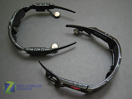 MP3 ���������ܰڿ� Oakley Thump 2ͼƬ����,ͼ6-ZOL�йش����ߵ�6��
