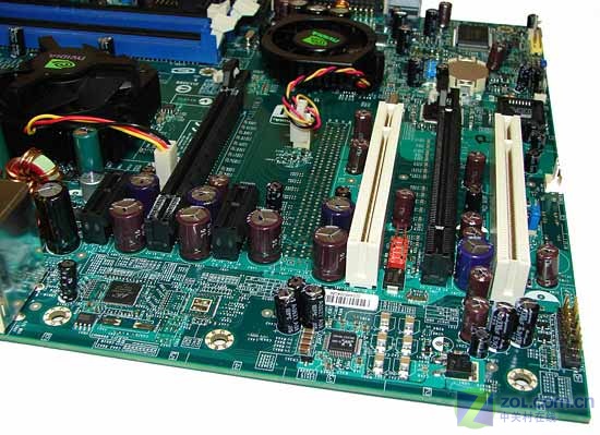 ���۵�������� 680i LT SLI�������ͼƬ����,ͼ6-ZOL�йش����ߵ�6��