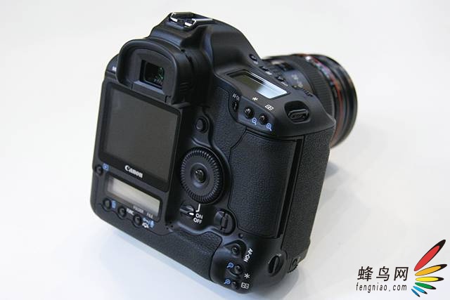 ����EOS-1D Mark III���ͼƬȫ��չʾͼƬ����,ͼ2-ZOL�йش����ߵ�2��