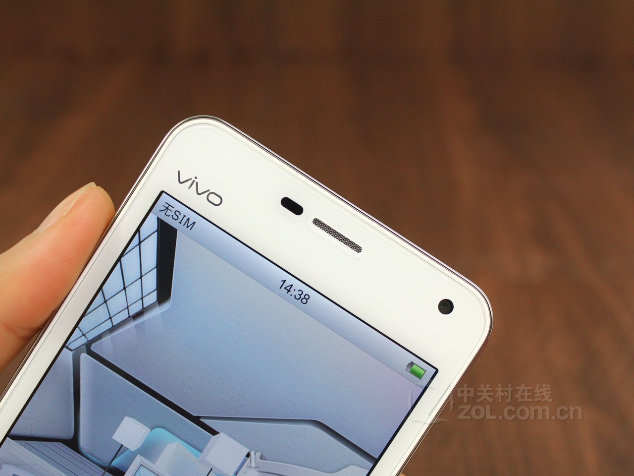 步步高vivo1手机登陆QQ,英语大小写怎么切换?