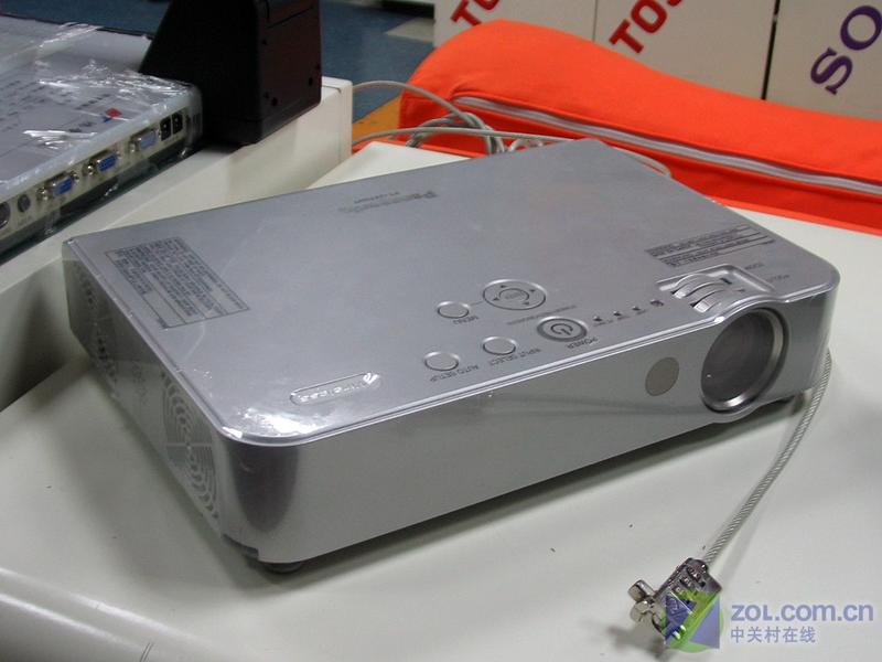 ���£�Panasonic��PT-UX70NTͼƬ���� ��3�� -ZOL�йش����ߵ�3��
