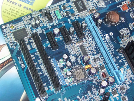 ��ɱ����P965 ����IB9����ֻ��799ԪͼƬ����,ͼ3-ZOL�йش����ߵ�3��