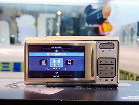 ���ǣ�Samsung��i70ͼƬ���� ��19�� -ZOL�йش����ߵ�19��