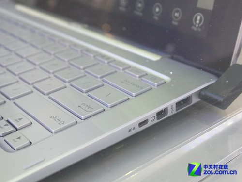 COMPUTEX:华硕展台最大 独特新品吸眼球