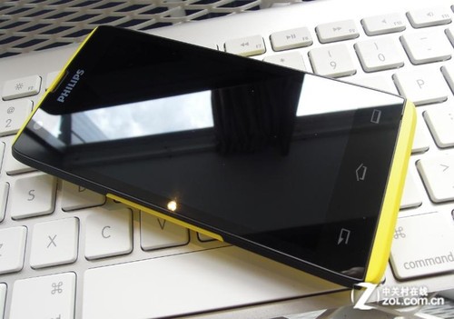 +一键节电  飞利浦 W6500曝谍照_ 飞利浦手机 _