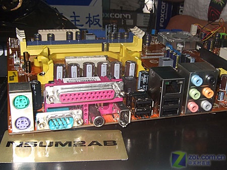 ��ʿ����Foxconn��N5UM2AB-8KRS2HͼƬ���� ��4�� -ZOL�йش����ߵ�4��