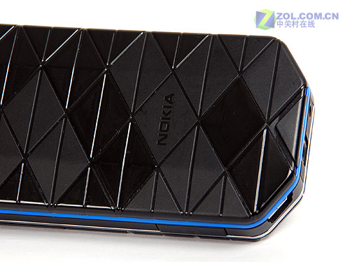 ŵ���ǣ�NOKIA��7500ͼƬ���� ��35�� -ZOL�йش����ߵ�35��