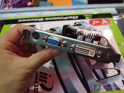 ӳ�ڣ�Inno3D��Inno3D 8600GT 512MB ��1��