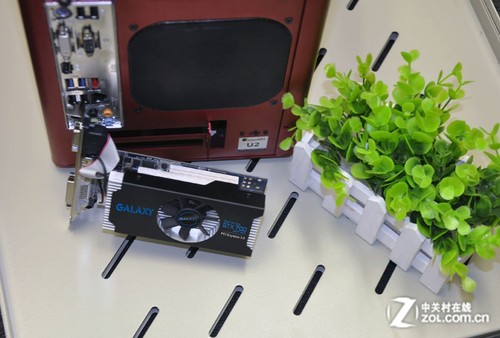 小机箱最强音 提前观赏影驰GTX750刀卡 