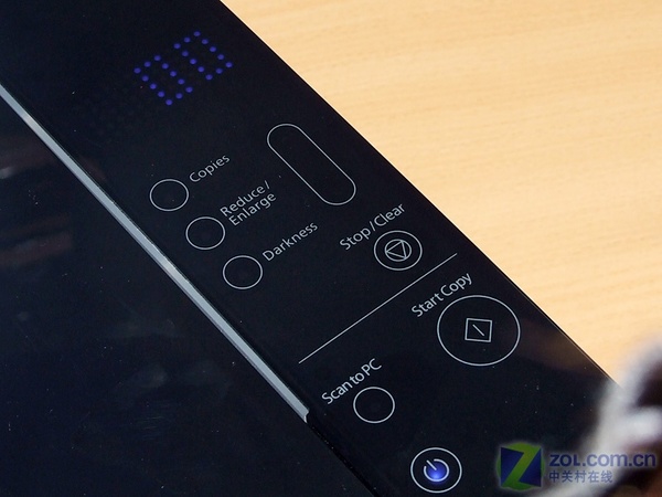 ���ǣ�Samsung��4500ʵ��ͼ ��1��