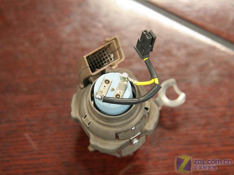 ������СDLPͶӰ��������LP120C���ͼƬ����,ͼ15-ZOL�йش����ߵ�15��