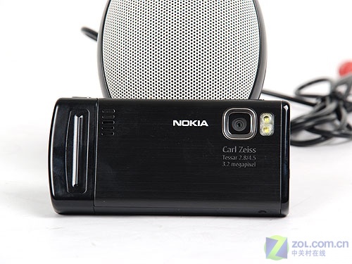Мобильный телефон Nokia QQ 6500s Мобильный телефон Nokia QQ 6500s