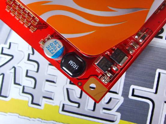 ���飨M-ONE��8600GT 512M DDR2������ ��1��