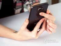 黑莓DTEK60时尚外观 京东1688元火热销售中 (有赠品)