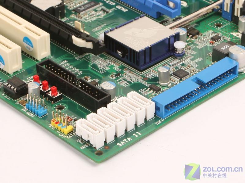 �߲ʺ磨Colorful��ս��C.P43 X5(������)ͼƬ���� ��6�� -ZOL�йش����ߵ�6��