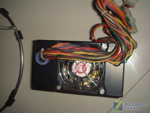 ZOL���Ѹ�ɽկ���Ͽ� ��ԴӦ��������ͼƬ����,ͼ2-ZOL�йش����ߵ�2��