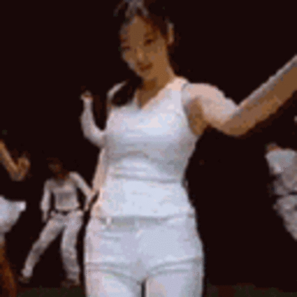 【高清图】 性感美女qq表情图2