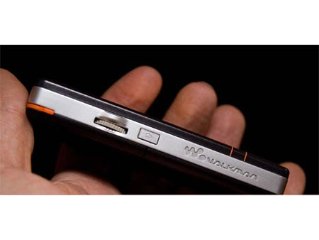 ���ᰮ���ţ�Sony Ericsson��W958cͼƬ���� ��79�� -ZOL�йش����ߵ�79��