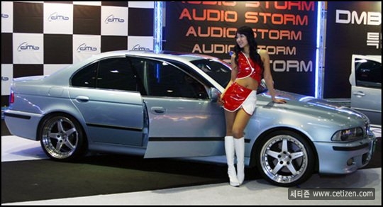 �㳵����Ů DMB EXPO06����ϵͳҲ���ͼƬ����,ͼ3-ZOL�йش����ߵ�3��