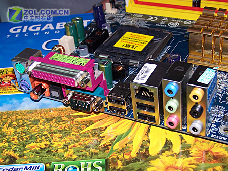 ���Σ�GIGABYTE��8I945PG-RHͼƬ���� ��2�� -ZOL�йش����ߵ�2��