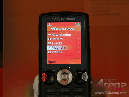 �����ڼ� 3GSM2006�ٿ����ᰮ����W810 