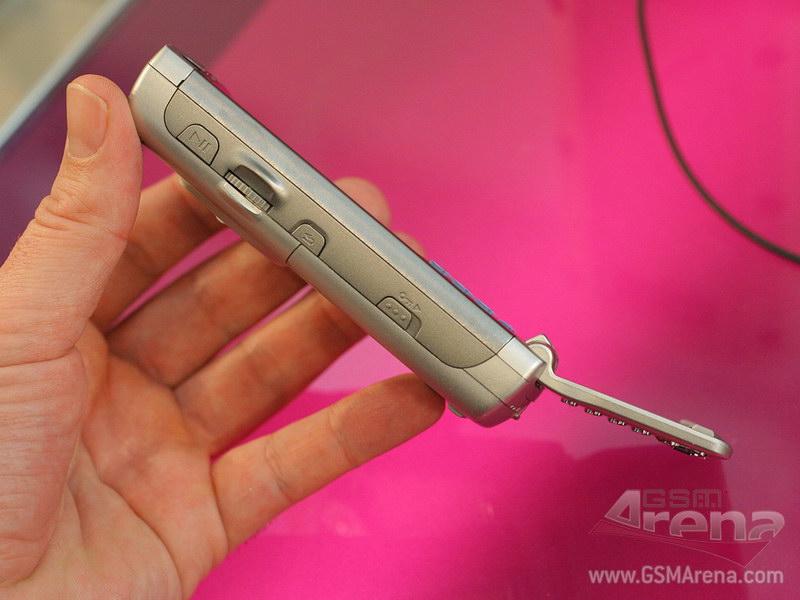 3GSM���ᰮ���� �»����ڻ���P990���ͼƬ����,ͼ5-ZOL�йش����ߵ�5��