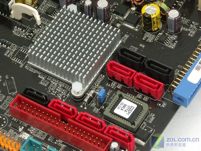 ��˶��ASUS��P5WD2-E PremiumͼƬ���� ��3�� -ZOL�йش����ߵ�3��