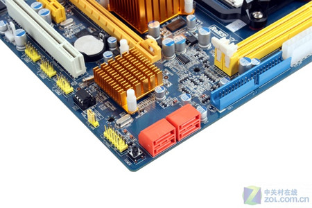 ����IT������:����ƽ̨ս��ʱ�� ����R785GM��ս499 