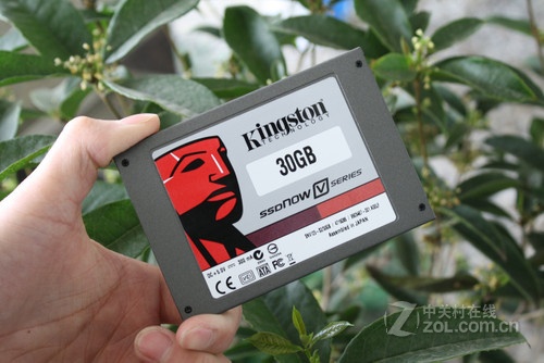 �ȶ��ɿ� ��ʿ��30G��̬Ӳ�̽������� 