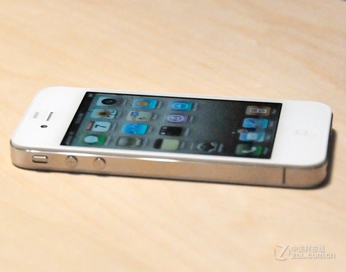 小白暑假给力 白色iPhone 4今报4450元 