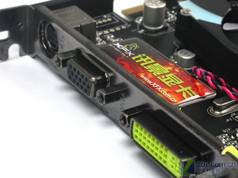 XFXѶ��7300GT(PV-73E-UAD5) ��1��
