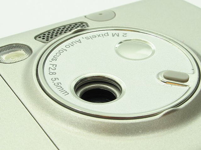���ᰮ���ţ�Sony Ericsson��P990iͼƬ���� ��90�� -ZOL�йش����ߵ�90��