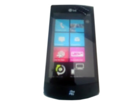 LG E900��Optimus 7��