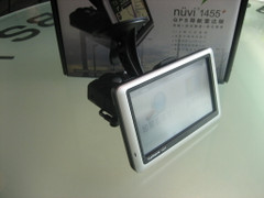 为中国定制 Garmin一体式预警GPS上市 