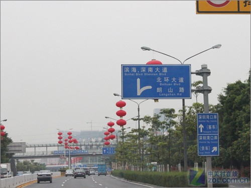 רҵGϵ�л��ݵ��� ������G700����֮�� 