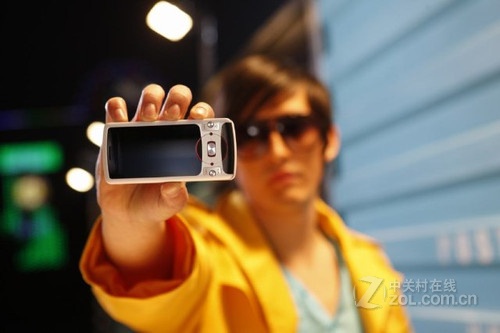 3.5<A href=http://www.zhujiangroad.com/price/earphone.html TARGET=_blank><u><font color=#000000></font></u></a> OPPO A209 