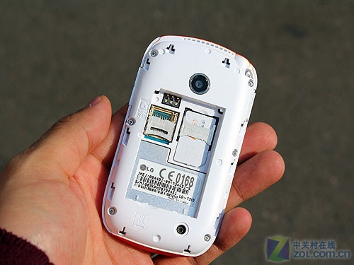 不到千元SNS甜点 俏皮可爱LG T310评测_LG手