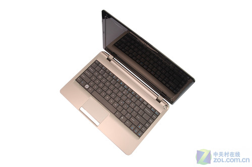 神舟13英寸金属拉丝精盾轻薄本3199元 