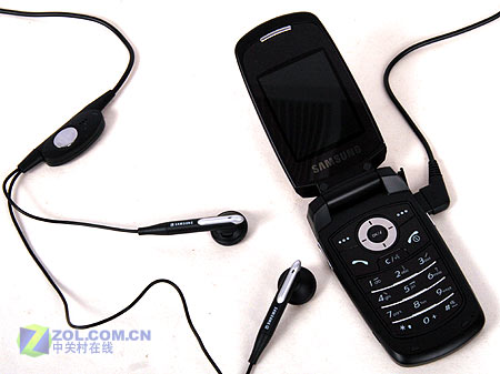 ���ǣ�Samsung��SGH-E788ͼƬ���� ��26�� -ZOL�йش����ߵ�26��