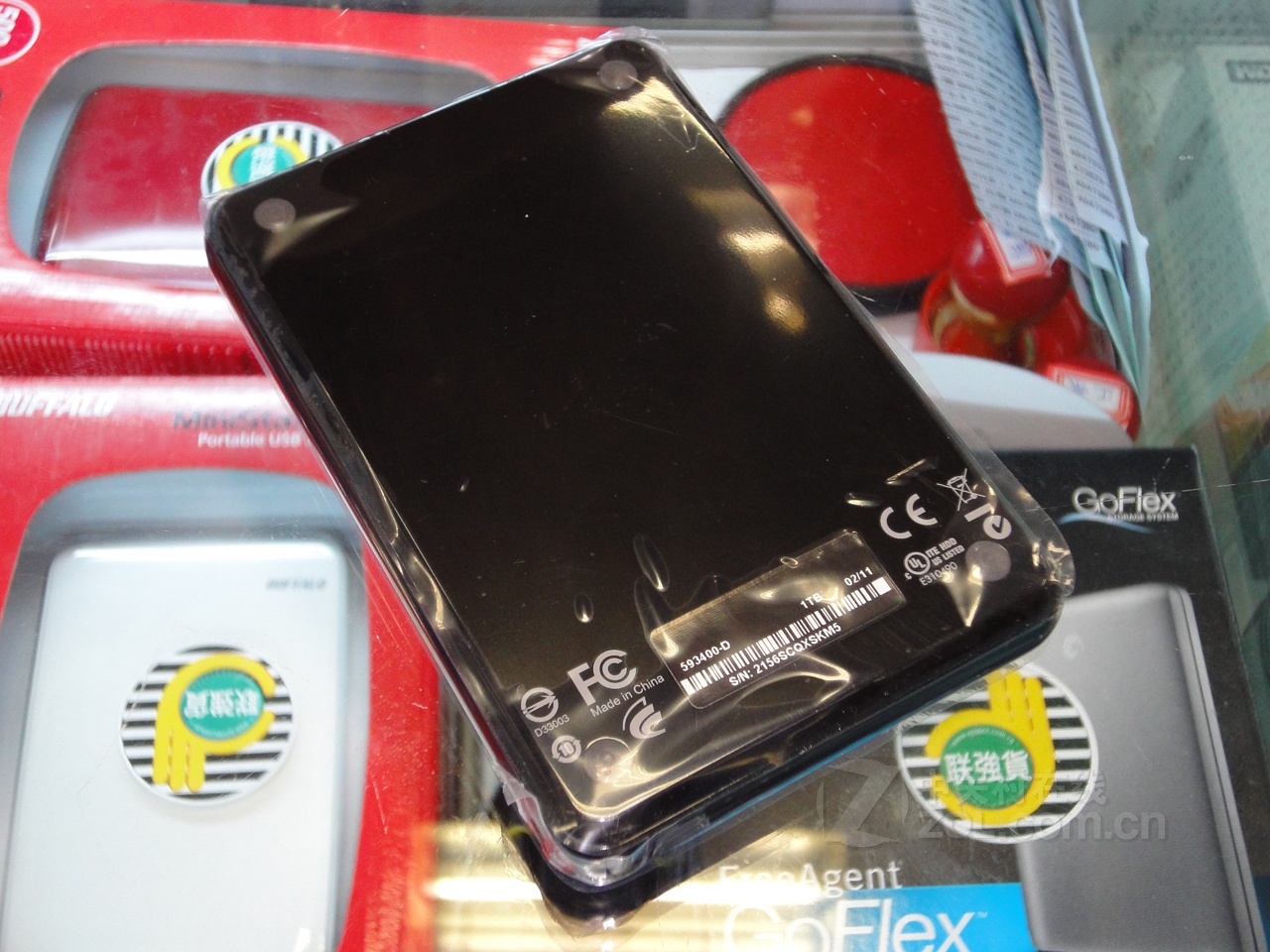 【原始大图】东芝黑甲虫basic(1TB)移动硬盘外