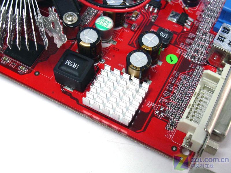 ���飨M-ONE������7600GE��Ƶ��ͼƬ���� ��3�� -ZOL�йش����ߵ�3��