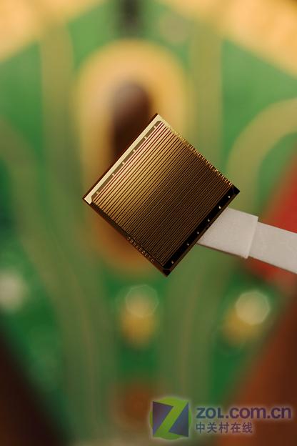 ���ƿ�� Intel���Ƴɹ�����оƬ����ͼƬ����,ͼ2-ZOL�йش����ߵ�2��