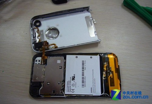 噱头or潮流 手机内置电池究竟靠不靠谱_摩托罗