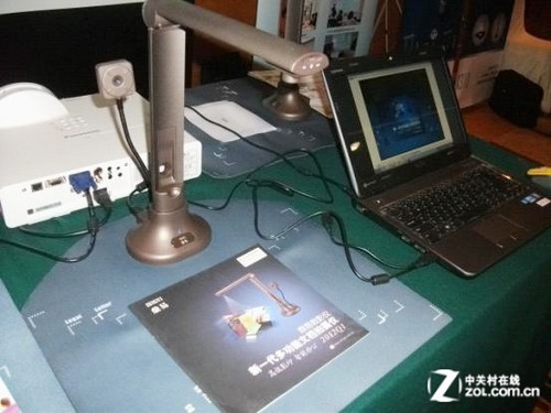 鼎易数影仪亮相 谷索WiPG-1000无线投影网关新品发布会 