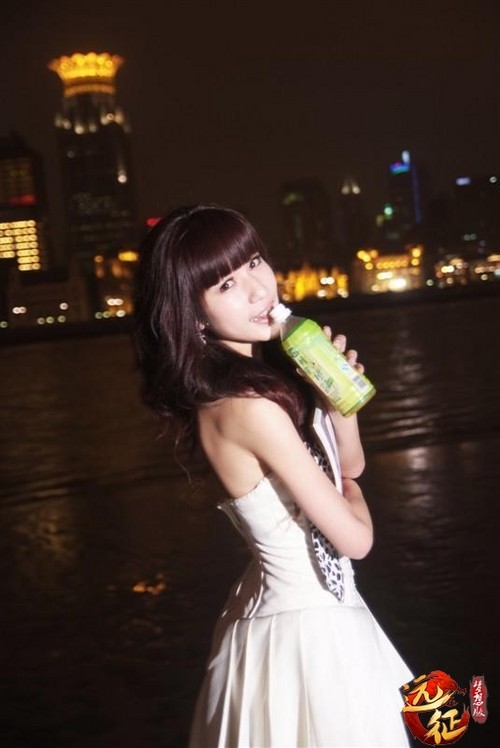 清凉一夏《远征OL梦想版》爱PK的美女玩家秀 