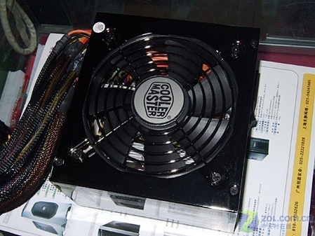 用镜子做外衣 酷冷07新款600W电源到货