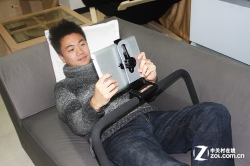 有派生活 易客三用平板支架i-Cozy评测