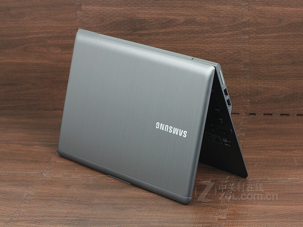 【高清图】 三星(samsung)540u3c-a01效果图 图118