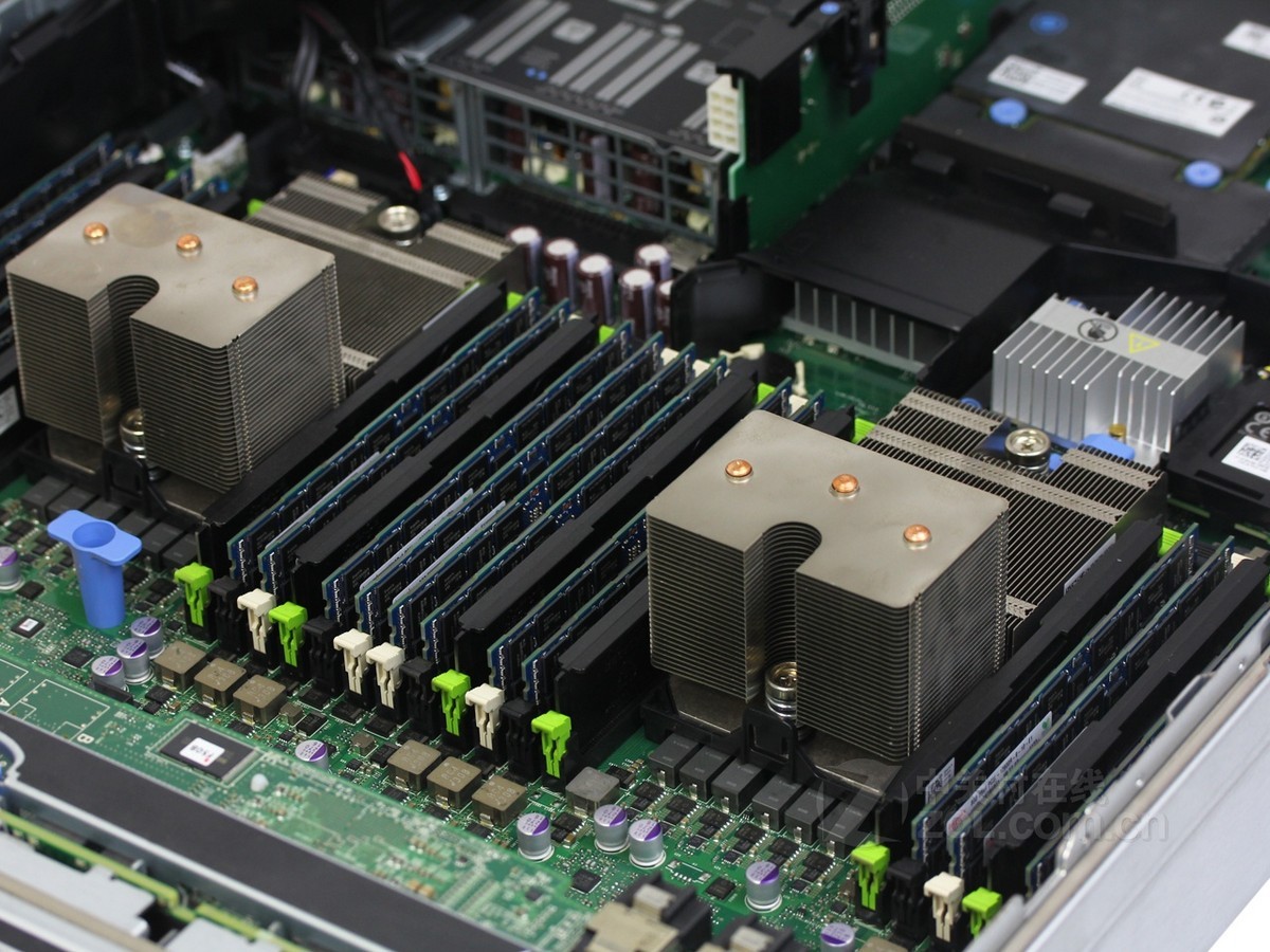 r720 机架式服务器(xeon e5-2690/16gb/300gb*3)内部构造图 图51